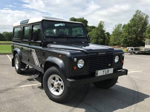 1998 DEFENDER 110 COUNTY SW 300 Tdi 12 SEATER - **EXCEPTIONAL** VENDUTO