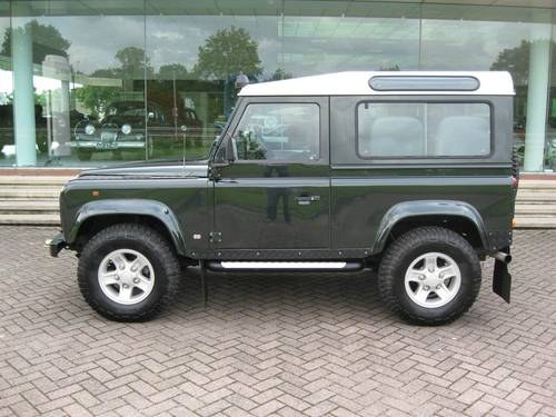 2000 Land Rover  Defender 2.5 90 Tdi County € 19.900 SOLD