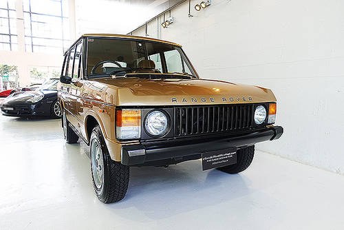 1983 Range Rover Classic in rare, original Nevada Gold For Sale