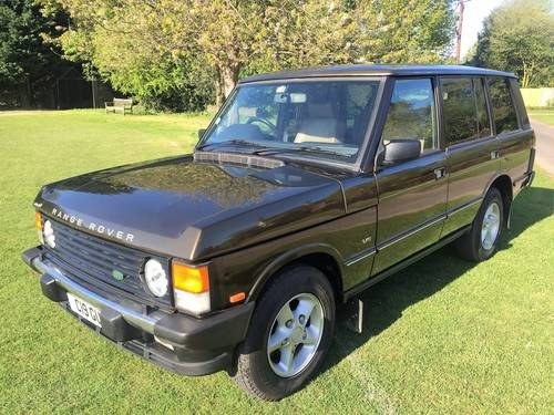 An outstanding 1994 range rover classic 4.2 LSE softdash In vendita