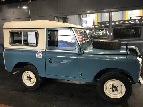 1978 Land Rover Series 3 1976 - Fully restored SOLD