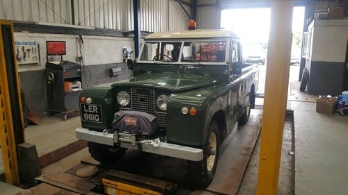 1969 series 2 land rover recovery truck In vendita
