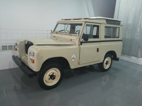 1979 Land Rover Santana 88 (RESERVED) SOLD