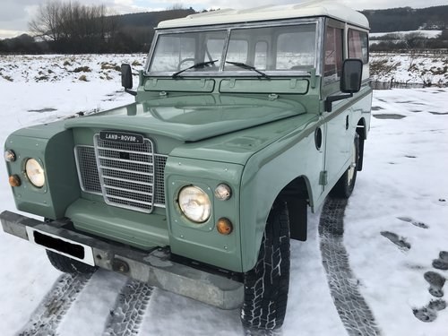 1983 Land Rover Series 3, 2.25 petrol, 7 seater!! SOLD