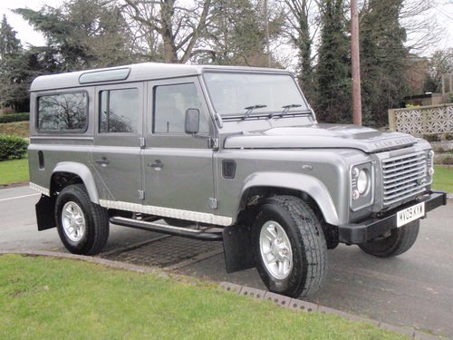 2009 Defender 110 County 7 seater XS station waggon In vendita