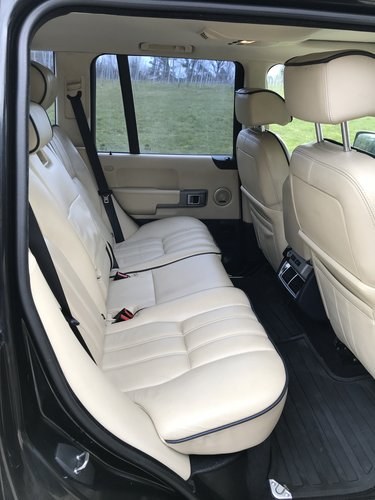 2006 Range Rover Vogue, Black with Cream leather SOLD