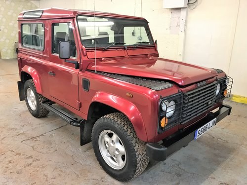 an exceptional 1998/S Defender 90 TD5 CSW 7 seater SOLD