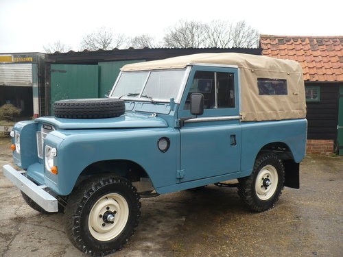 1980 LAND ROVER SERIES 3 PETROL SOFT TOP 88IN NEW GALVA SOLD