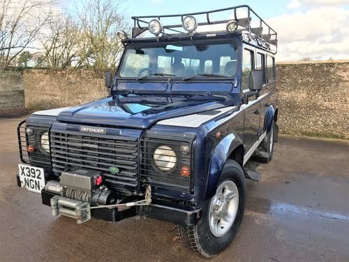 very high spec 2001 Defender 110 TD5 CSW 8 seater VERKAUFT