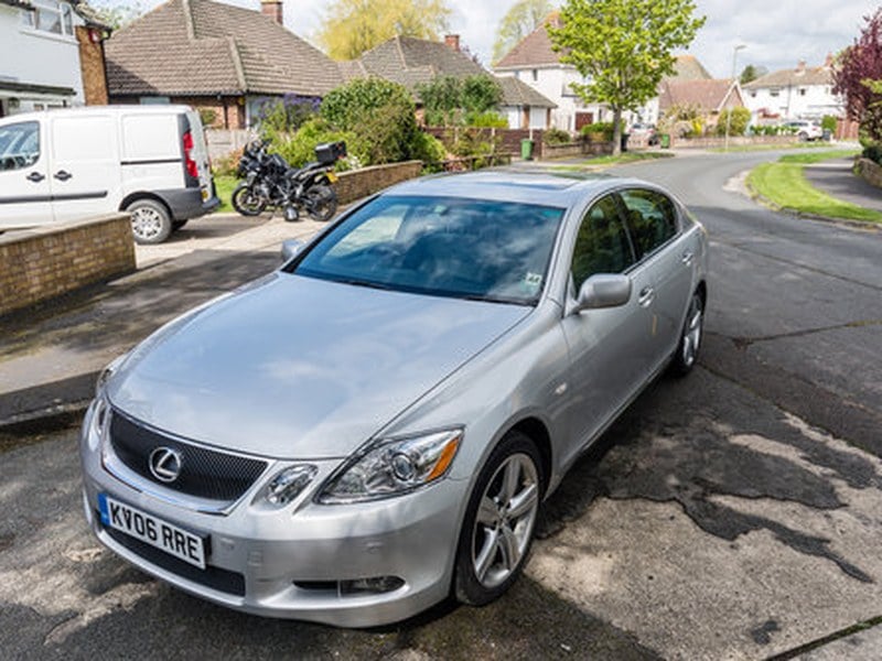 Lexus GS 300 only 41000 mile and one owner