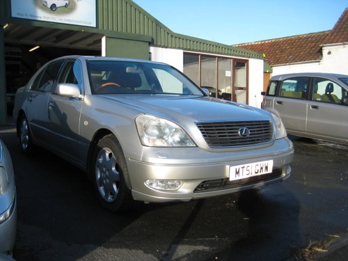 2001 Lexus LS 430 ONLY 107,000 MILES Till salu
