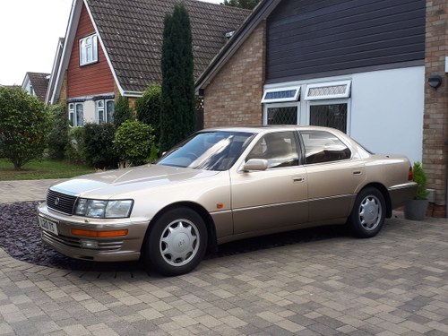 1993 Lexus LS400 been in the same family from new For Sale