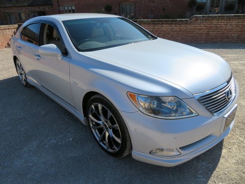 LEXUS LS 460I AUTO 2006 - COVERED 19K MILES 1 OWNER For Sale