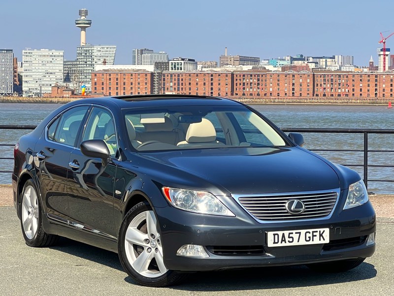 Lexus LS460 SE-L Automatic - Amazing Car - Great Value