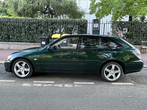2005 Lexus IS300 Sportcross