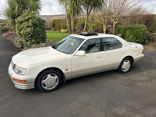 1996 Lexus LS400
