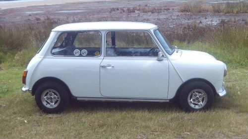 1974 Excellent condition mini 1000 with uprated engine rust free SOLD
