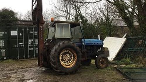 Picture of 1970 Leyland tractor with forklift - For Sale