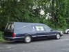 1997 Lincoln Town Car Hearse = Clea Blue(~)Grey Driver $6.   In vendita