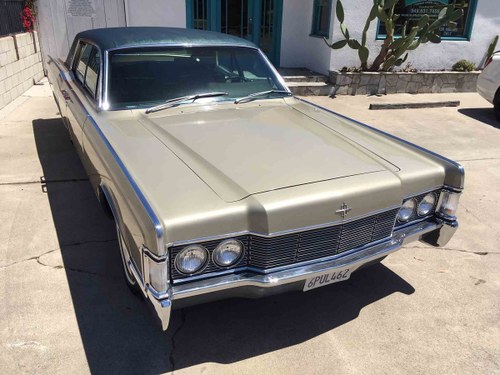 1968 Lincoln Continental = clean Silver(~)Black  $8.9k For Sale