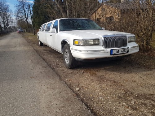 1996 Lincoln town car 2999 eur In vendita