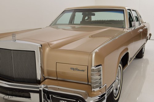 1979 Lincoln Continental 4D Town Sedan For Sale