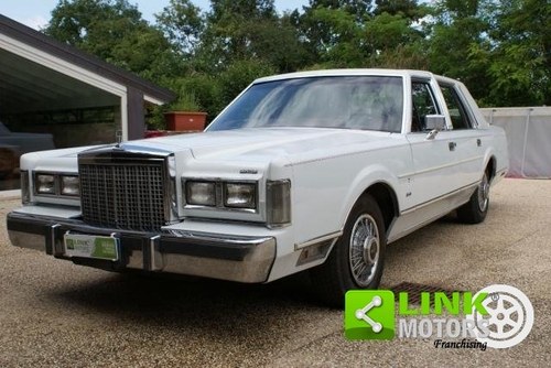 Lincoln Town CAR anno 1985 ben tenuta !!! For Sale