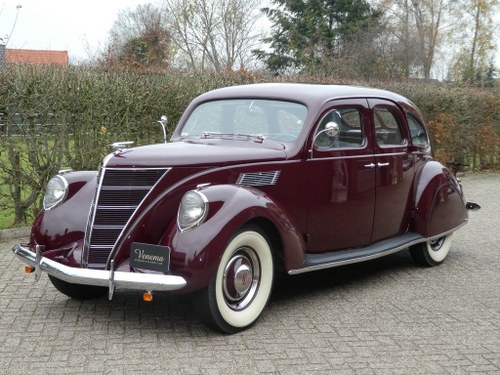 1937 Lincoln Zephyr V12 VENDU