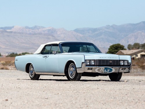 1967 Lincoln Continental Convertible  For Sale by Auction
