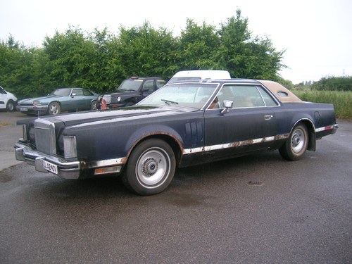 1977 Lincoln Continental 2Dr Automatic Coupe Project Vehicle In vendita