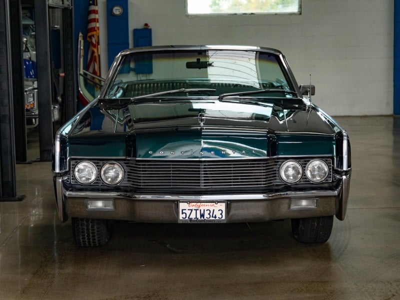 1966 Lincoln Continental - 4