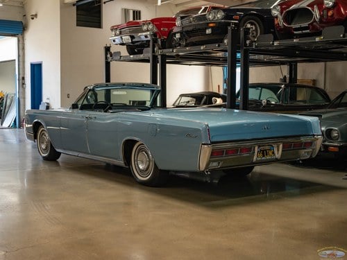 1966 Lincoln Continental - 6