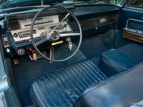 1966 Lincoln Continental - 8