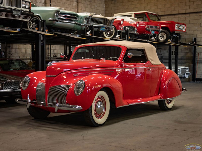 1939 Lincoln Zephyr V12 Convertible Coupe