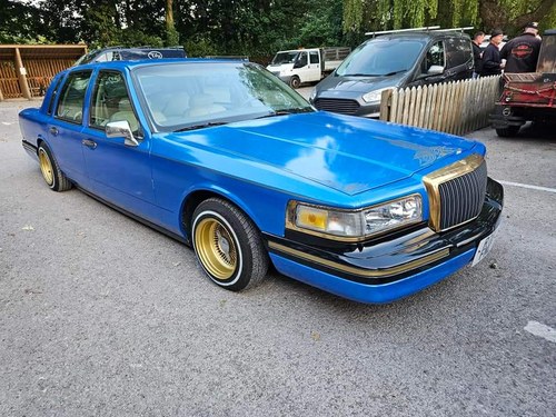 1997 Lincoln Town Car Lowrider