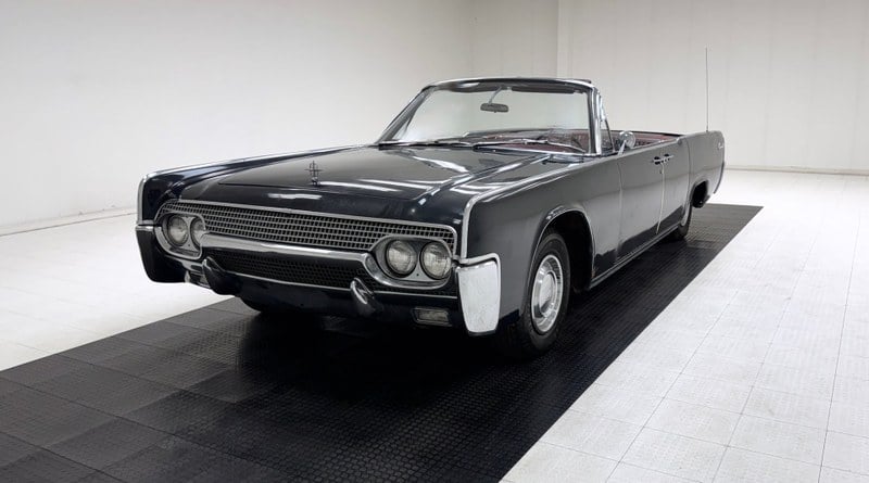 1961 Lincoln Continental - 1 1961 Lincoln Continental - 1