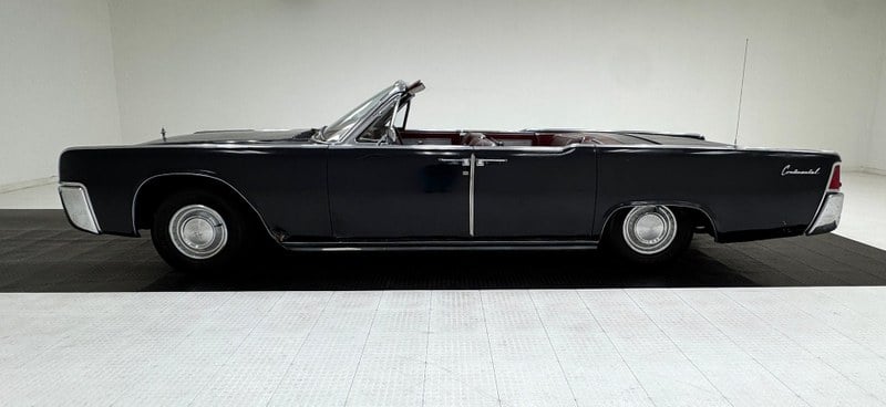 1961 Lincoln Continental - 2 1961 Lincoln Continental - 2