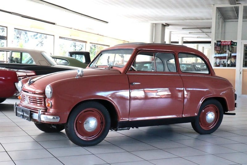 1955 Lloyd LP 400 Schiebedach-Limousine - 2 1955 Lloyd LP 400 Schiebedach-Limousine - 2