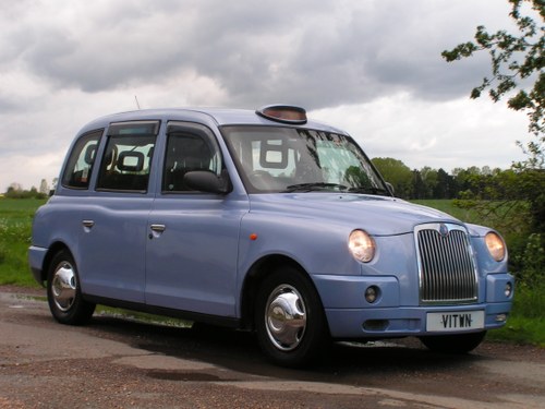 London taxi automatic 2006 met.blue  6-7 seater In vendita