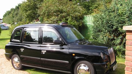 refurbishished london taxi from londontaxiexport