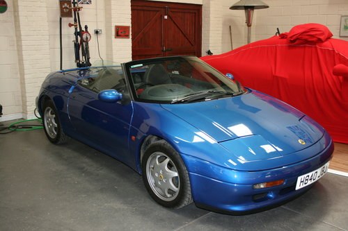 1991 lotus elan se owned from new only 17000 miles In vendita