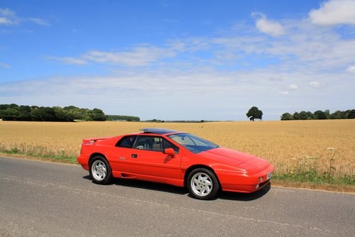 Lotus Esprit Turbo 1987(1988 model).   No. 007 of the 243. For Sale