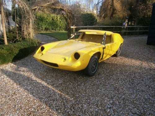 LOTUS EUROPA S2 1971 LOTUS YELLOW RESTORED CAR FOR *SOLD* In vendita