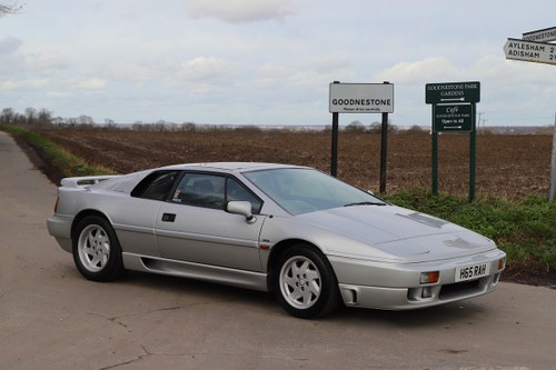 Lotus Esprit Turbo SE, 1990.   44,500 miles in Silver Frost. For Sale