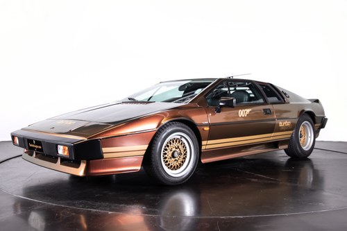 LOTUS ESPRIT TURBO - LIVREA “007 FOR YOUR EYES ONLY” -1985 For Sale
