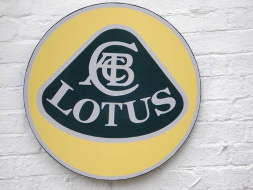 Lotus garage sign In vendita