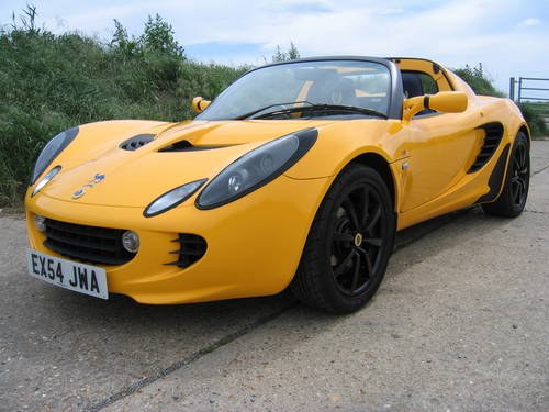 2004 ELISE 111R - 1 OWNER, IMPECCABLE SERVICE HISTORY, LOW MILES! For Sale