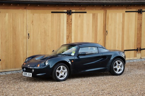 Lotus Elise Series 1, 1998.    6,500 miles from new. For Sale