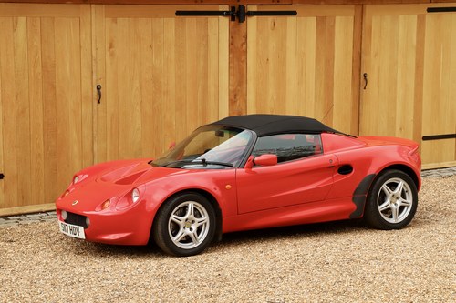 Lotus Elise S1, 1998.   Calypso Red. Re-trimmed seats. For Sale