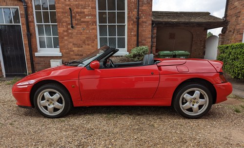 1990 Immaculate with Lotus service history and new roof In vendita